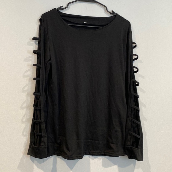 Tops - Black Unbranded Long Sleeve Blouse With Open Striped Sleeves-Size Extra Large XL